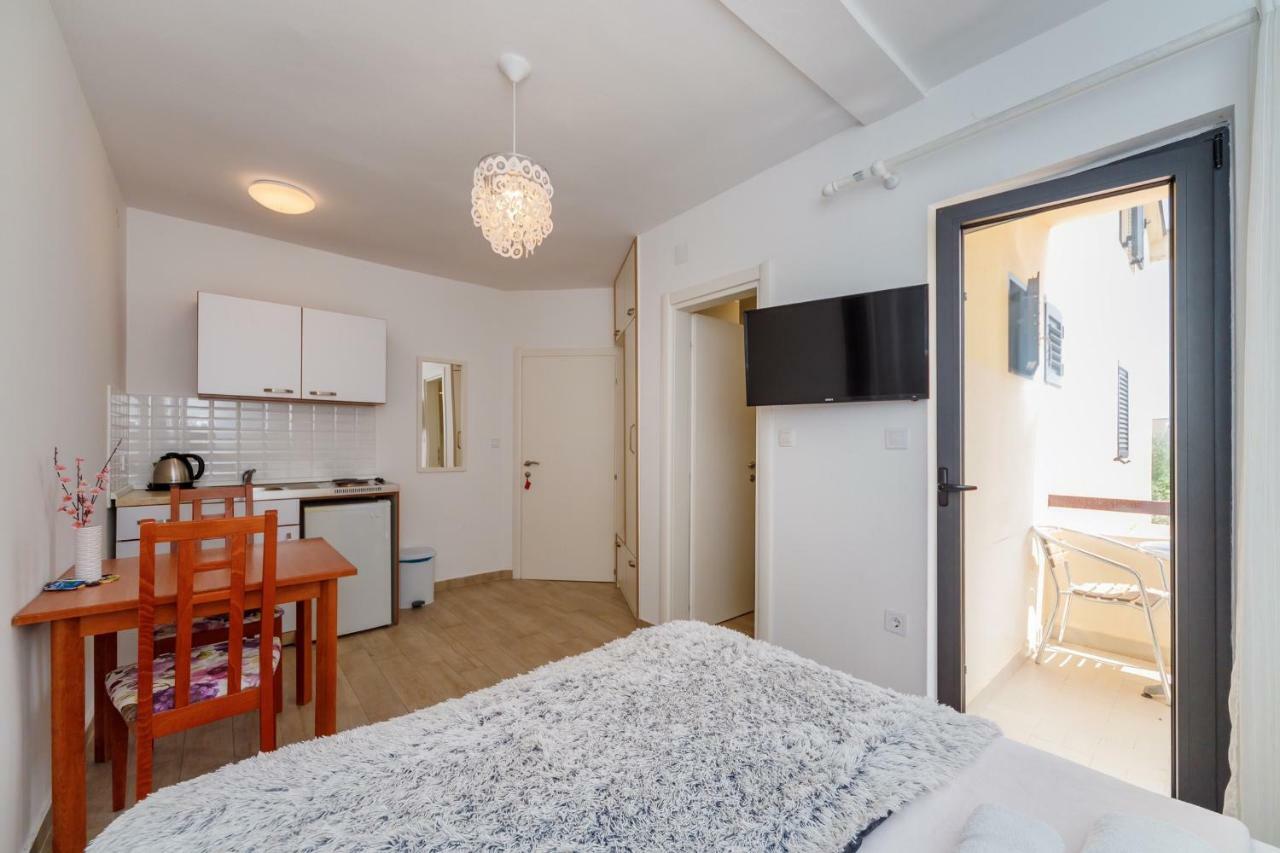 Gregovic Family Apartments Petrovac 外观 照片